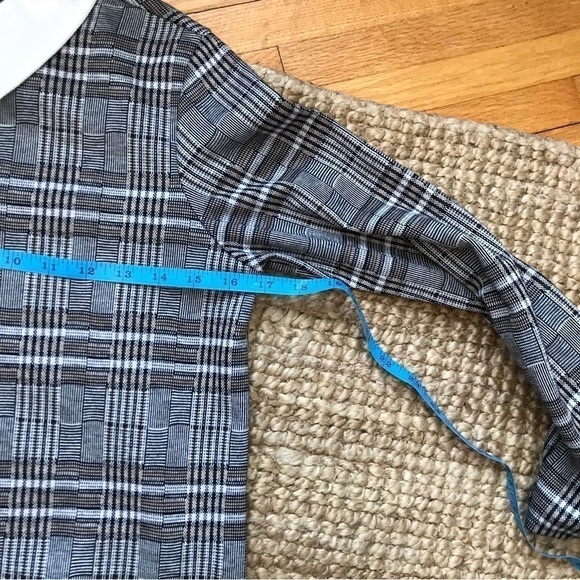 HELLY plaid dress. - Picture 8 of 11